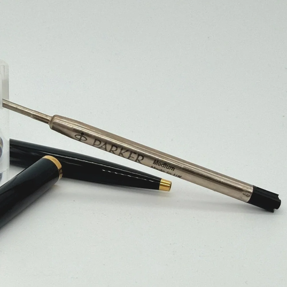 Parker Insignia Ballpoint Pen‎ Slim Black Gold Trim Twist Executive Writing